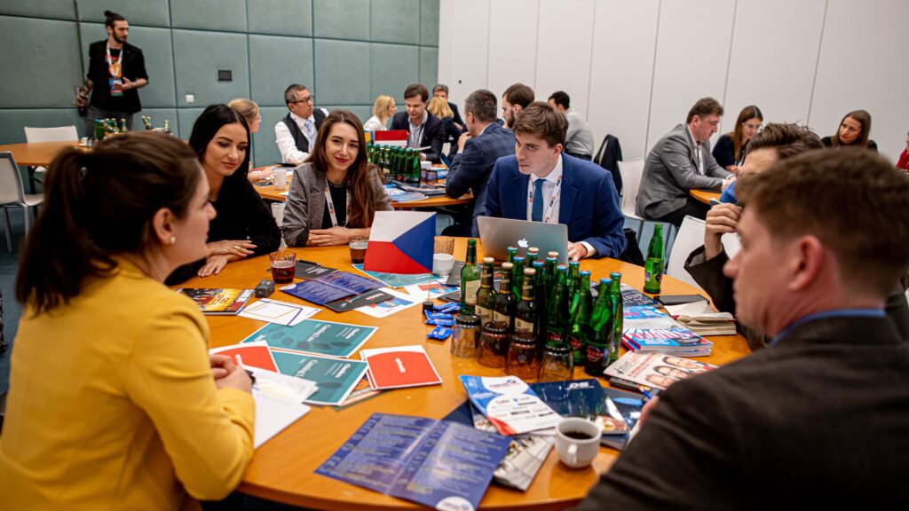 RSVP-Round-Table-Gespräche mit Schwerpunkt auf Tschechien, Polen, Rumänien, Finnland und den USA auf dem Prague Gaming & TECH Summit 20230 (0)